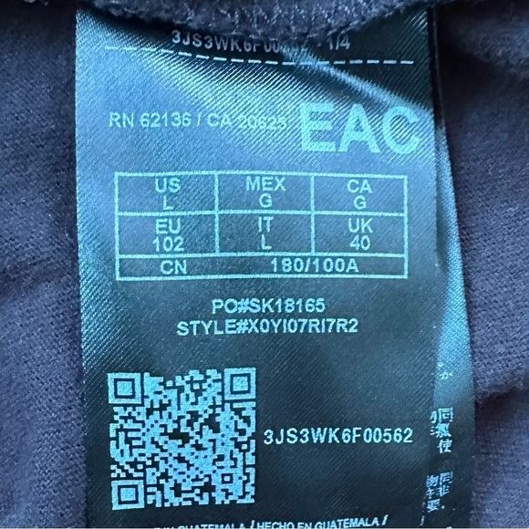 Guess Bundle T-Shirts - Picture 5 of 10